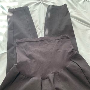 Motherhood Black dress skinny leg maternity pants